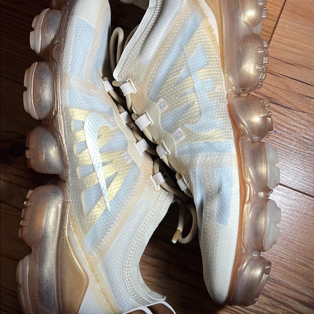 nike vapormax sneakers